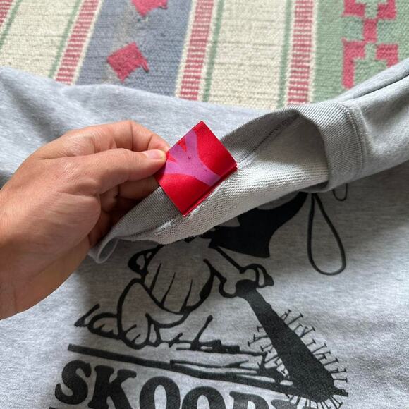 Rare 2010s Skoloct Skoopy Snoopy Crewneck Sweatshirt - Picture 5 of 8
